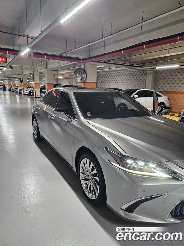 LEXUS ES300H — из Кореи под ключ