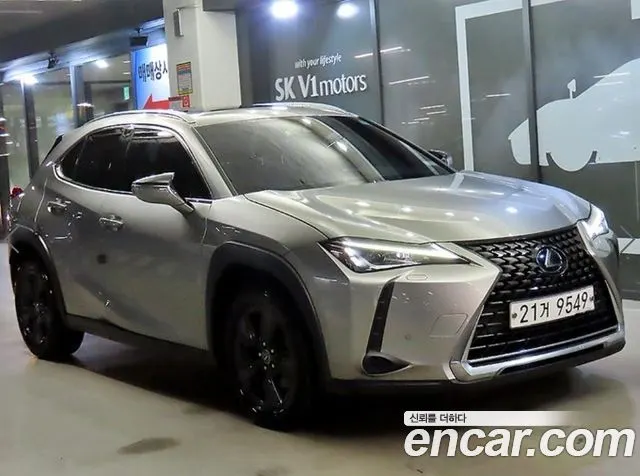 LEXUS UX250H 2019 — 131 488 км, Корея — под ключ — фото 1