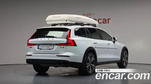 VOLVO V60 CROSS COUNTRY — из Кореи под ключ