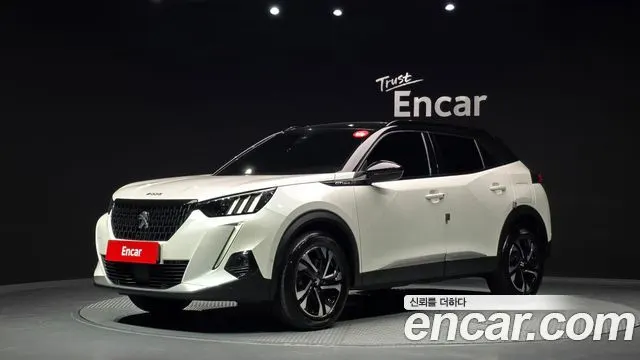 PEUGEOT 2008 2021