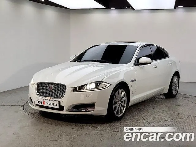 JAGUAR NEW XF — из Кореи под ключ