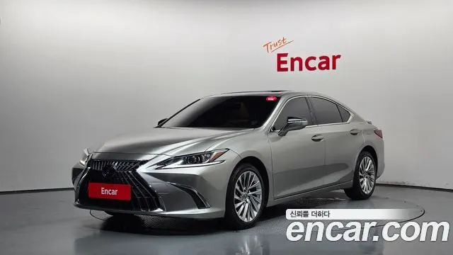 LEXUS ES300H — из Кореи под ключ