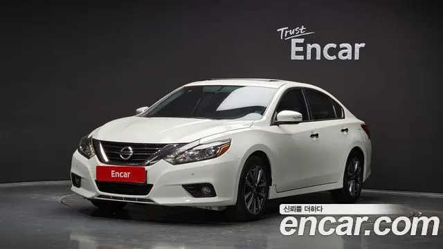 NISSAN ALTIMA 2017