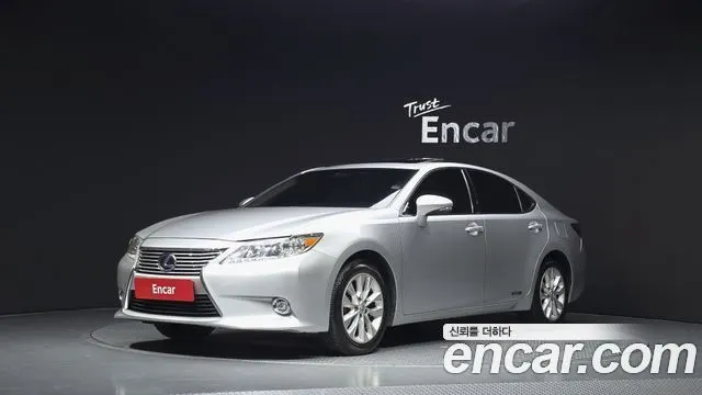 LEXUS ES300H — из Кореи под ключ