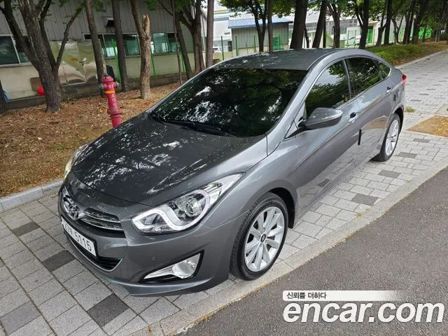 HYUNDAI I40 SALOON 2012