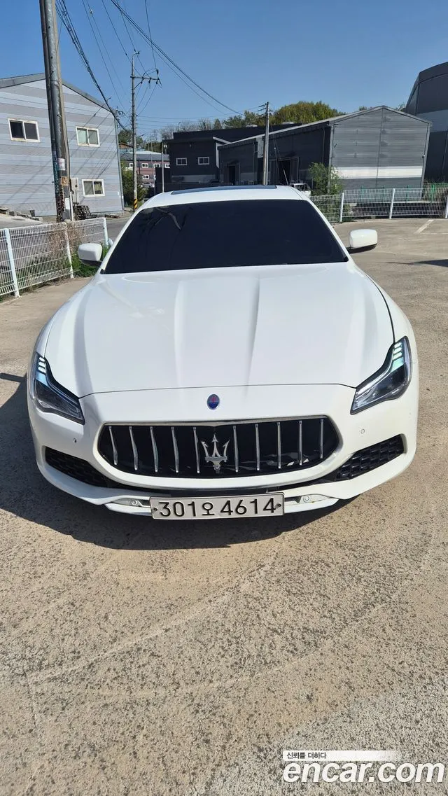 MASERATI QUATTROPORTE — из Кореи под ключ