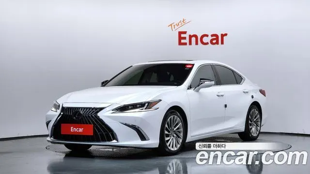 LEXUS ES300H — из Кореи под ключ