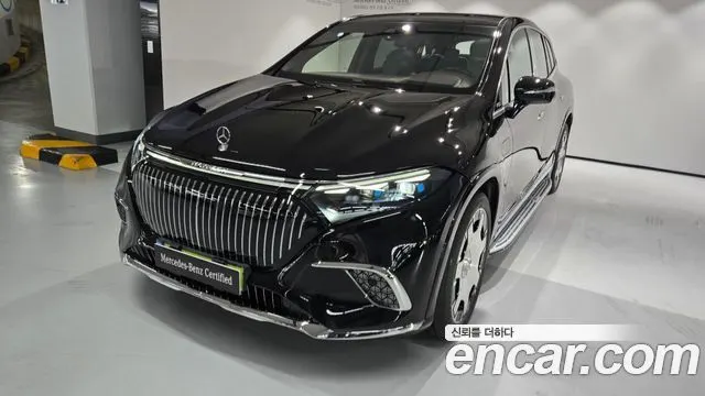 MERCEDES-BENZ EQS SUV X296 2026