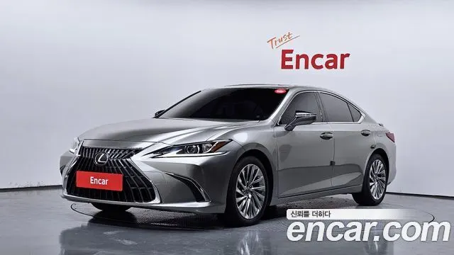 LEXUS ES300H — из Кореи под ключ