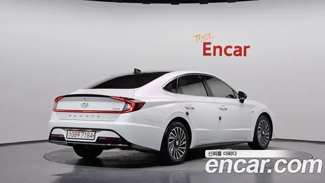 HYUNDAI SONATA HYBRID — из Кореи под ключ