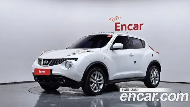 NISSAN JUKE 2014