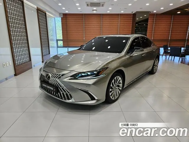 LEXUS ES300H — из Кореи под ключ