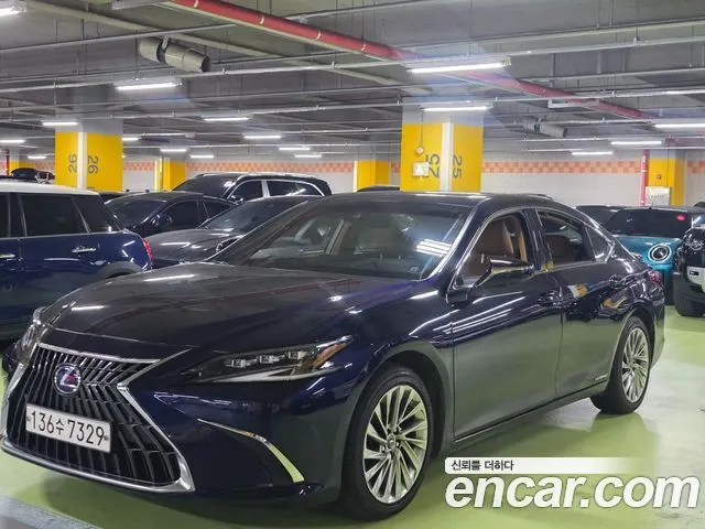 LEXUS ES300H — из Кореи под ключ