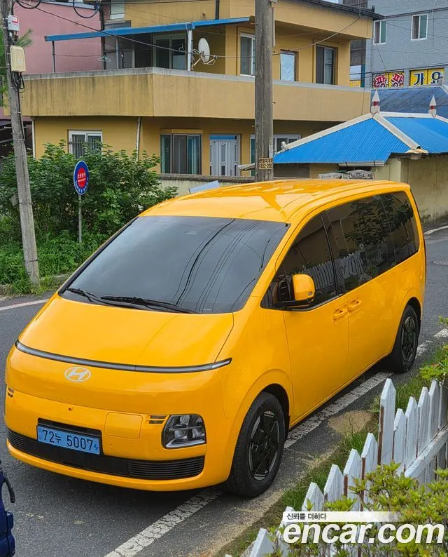 HYUNDAI STARIA — из Кореи под ключ