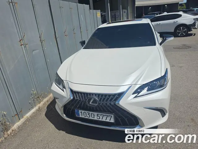 LEXUS ES300H — из Кореи под ключ