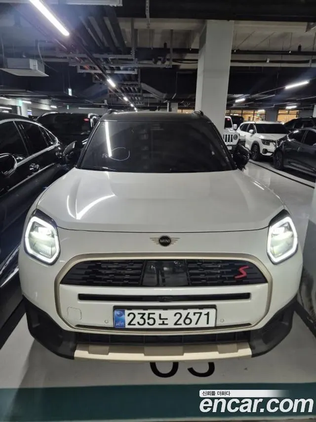 MINI COOPER S COUNTRYMAN 2025 — 8 005 км, белый, Корея — под ключ — фото 1