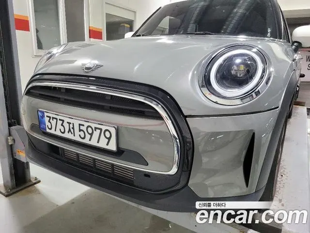 MINI COOPER 2023 — 25 369 км, серебристо-серый, Корея — под ключ — фото 4