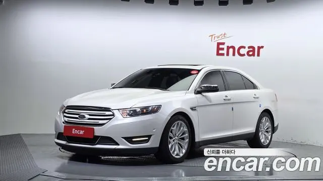 FORD TAURUS 2017