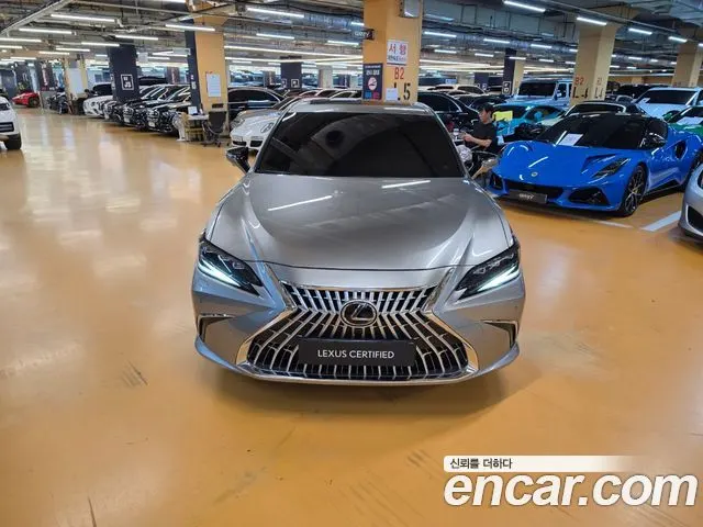 LEXUS ES300H 2026 — 10 007 км, светло-золотистый, Корея — под ключ — фото 3