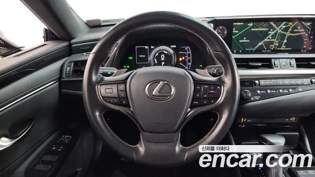 LEXUS ES300H 2019 — 95 366 км, белый-перламутр, Корея — под ключ — фото 12