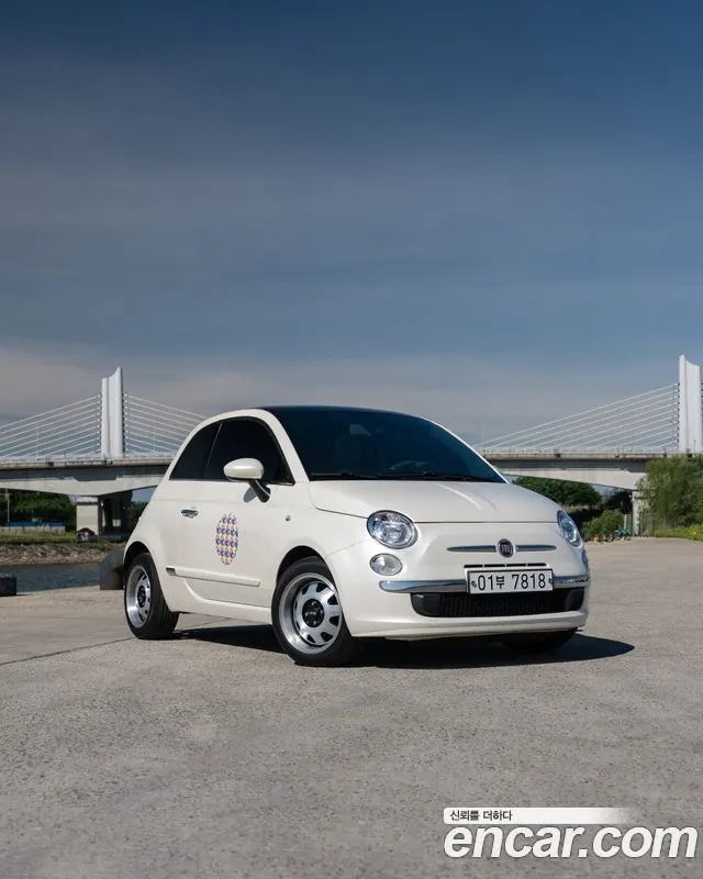 FIAT 500 2011 — 175 600 км, белый-перламутр, Корея — под ключ — фото 1