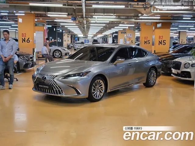 LEXUS ES300H 2026 — 7 565 км, светло-золотистый, Корея — под ключ — фото 12