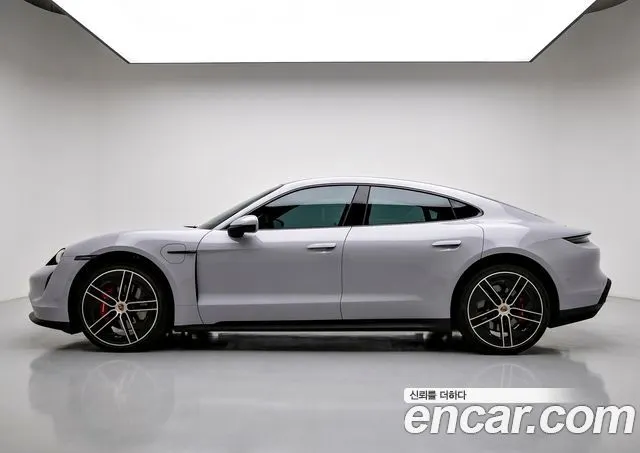 PORSCHE TAYCAN — из Кореи под ключ