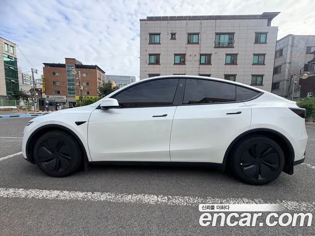TESLA MODEL Y 2025 — 14 000 км, белый, Корея — под ключ — фото 6
