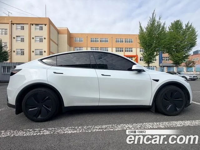 TESLA MODEL Y 2025 — 14 000 км, белый, Корея — под ключ — фото 7