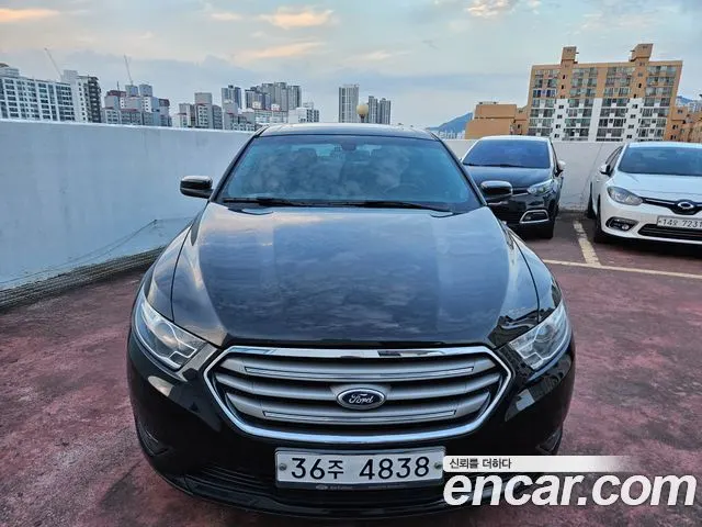 FORD TAURUS 2013