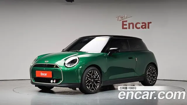MINI COOPER ELECTRIC 2024