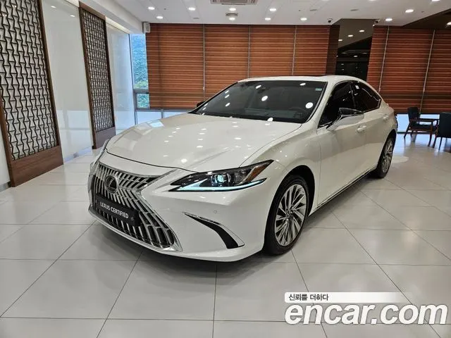 LEXUS ES300H 2026 — 5 234 км, белый-перламутр, Корея — под ключ — фото 11