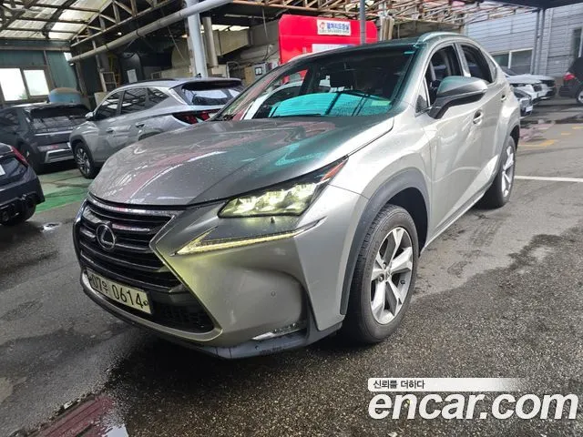 LEXUS NX300H 2017 — 152 939 км, светло-золотистый, Корея — под ключ — фото 1
