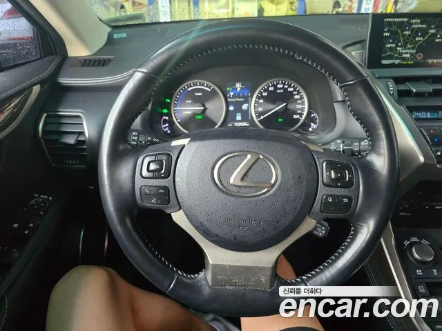 LEXUS NX300H 2017 — 152 939 км, светло-золотистый, Корея — под ключ — фото 3