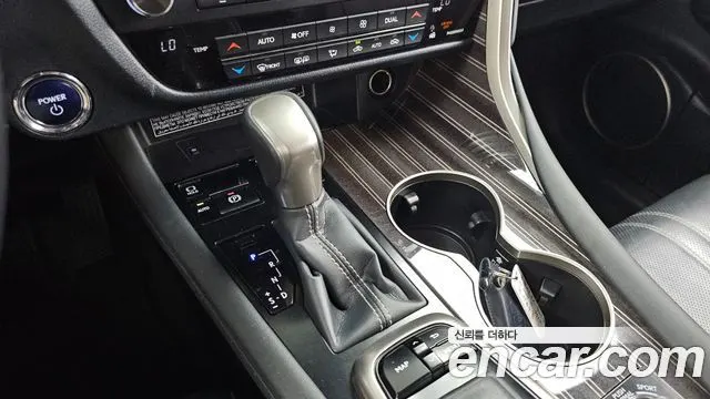 LEXUS RX450H 2019 — 99 827 км, белый, Корея — под ключ — фото 9