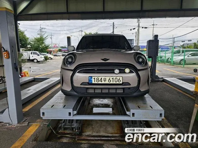 MINI COOPER 2024 — 24 496 км, серебристо-серый, Корея — под ключ — фото 4