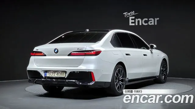 BMW 7 SERIES — из Кореи под ключ