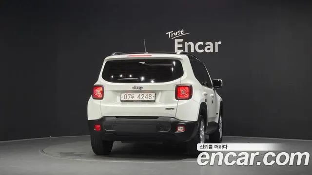 JEEP RENEGADE 2017 — 83 019 км, белый, Корея — под ключ — фото 4