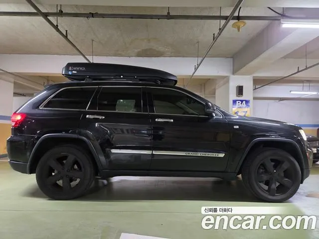 JEEP GRAND CHEROKEE 2013 — 121 000 км, чёрный, Корея — под ключ — фото 3