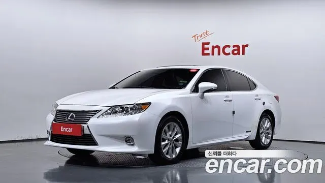 LEXUS ES300H — из Кореи под ключ