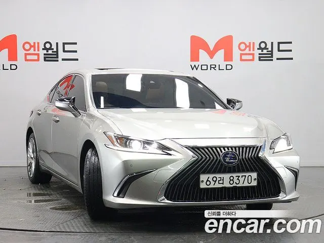 LEXUS ES300H 2019 — 190 995 км, серебристый, Корея — под ключ — фото 3