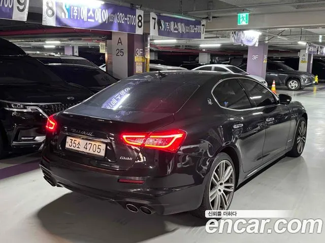 MASERATI GHIBLI 2018 — 186 000 км, чёрный, Корея — под ключ — фото 4