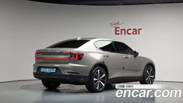 POLESTAR POLESTAR 2 2022 — 143 069 км, светло-золотистый, Корея — под ключ — фото 1