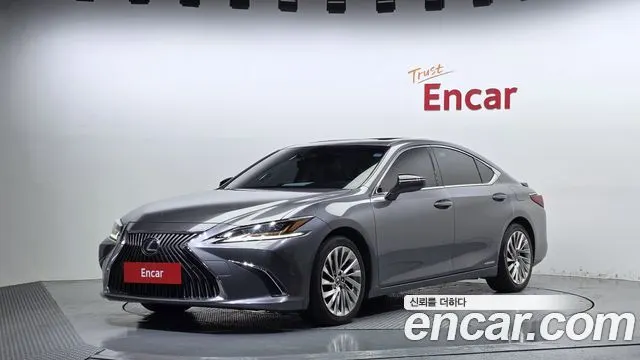 LEXUS ES300H — из Кореи под ключ