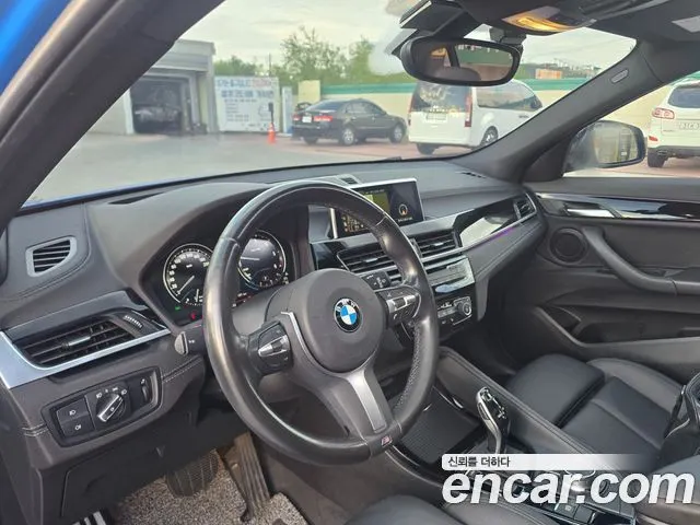 BMW X2 2018 — 63 000 км, синий, Корея — под ключ — фото 7