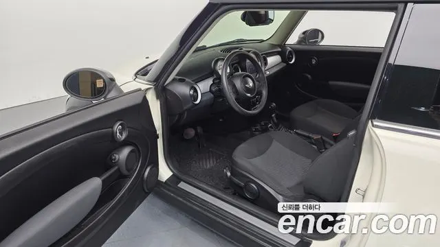MINI COOPER D 2012 — 114 461 км, белый-перламутр, Корея — под ключ — фото 10