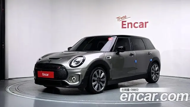MINI COOPER CLUBMAN 2021 — 41 180 км, светло-золотистый, Корея — под ключ — фото 1