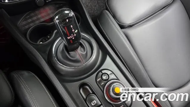 MINI COOPER CLUBMAN 2021 — 41 180 км, светло-золотистый, Корея — под ключ — фото 9