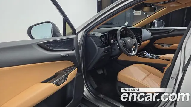 LEXUS NX350H 2025 — 26 785 км, серебристо-серый, Корея — под ключ — фото 10