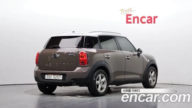 MINI COOPER D COUNTRYMAN 2014 — 84 462 км, коричневый, Корея — под ключ — фото 2
